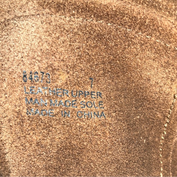 Minnetonka Double Fringe
Moccasin Boots - Picture 10 of 11